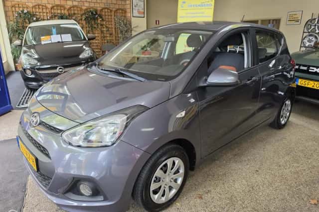 Hyundai i10 (2017) thumbnail 1
