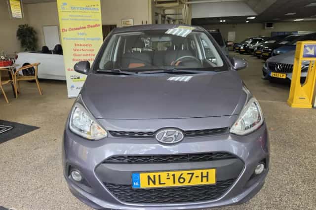Hyundai i10 (2017) thumbnail 3
