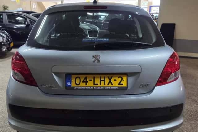 Peugeot 207 (2010) thumbnail 6