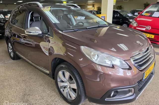 Peugeot 2008 (2014) thumbnail 4