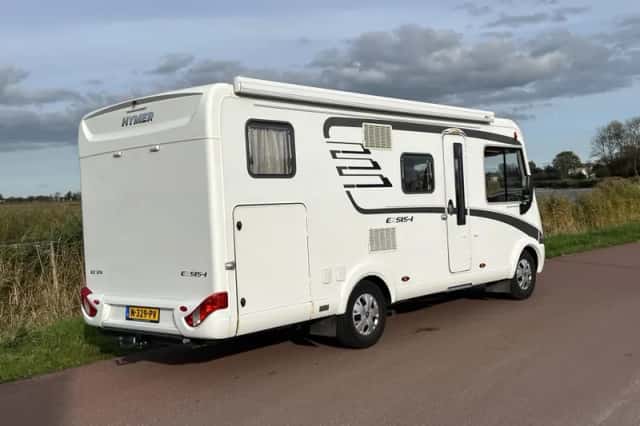Hymer Exsis-i (2015) thumbnail 4