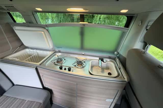 Volkswagen California (2015) thumbnail 6