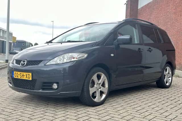 Mazda 5 (2006) thumbnail 3