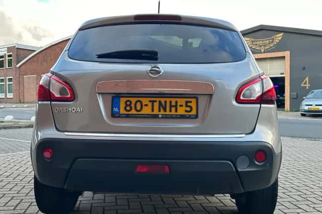 Nissan Qashqai (2012) thumbnail 6