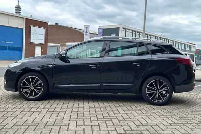 Renault Mégane (2012) thumbnail 4