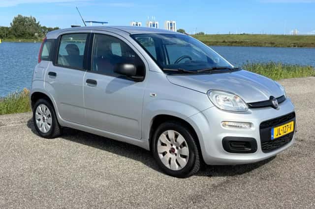 Fiat Panda (2016) thumbnail 1