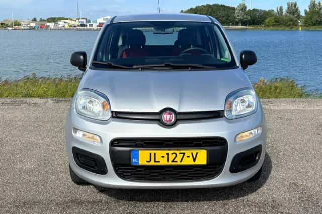 Fiat Panda (2016) thumbnail 3
