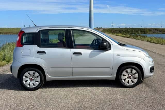 Fiat Panda (2016) thumbnail 5