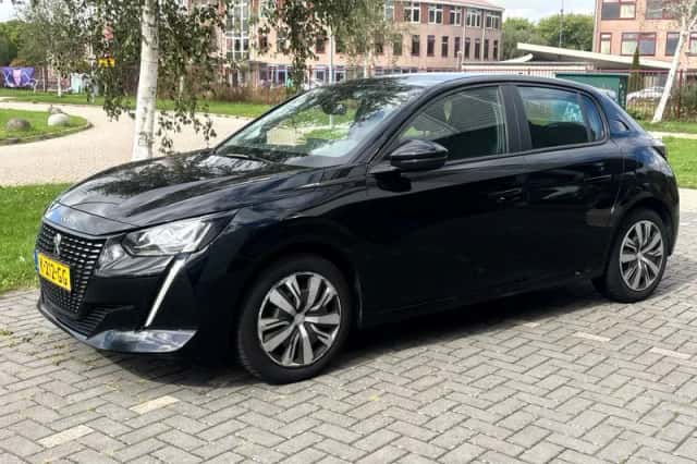 Peugeot 208 (2021) thumbnail 4