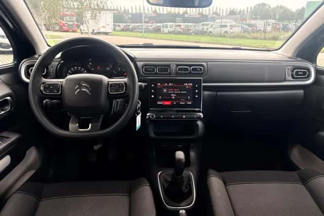 Citroën C3 (2023) thumbnail 2