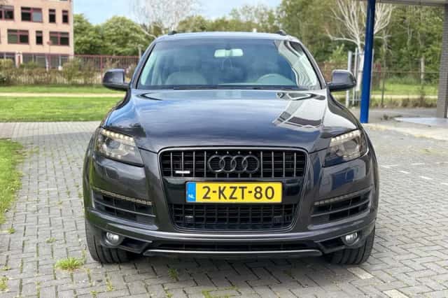 Audi Q7 (2012) thumbnail 3
