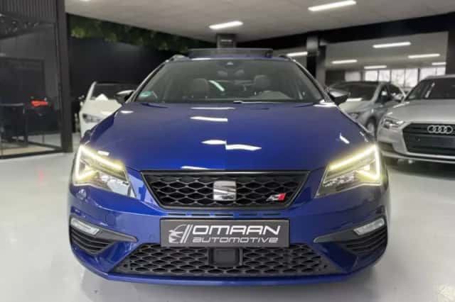 SEAT Leon (2018) thumbnail 4