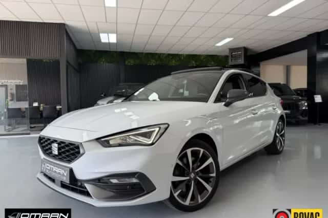 SEAT Leon (2021) thumbnail 1
