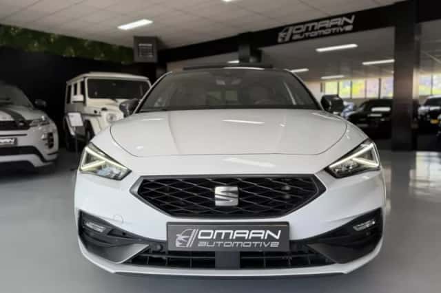 SEAT Leon (2021) thumbnail 4
