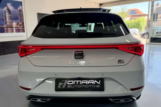 SEAT Leon (2021) thumbnail 6
