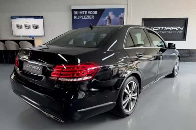 Mercedes-Benz E-Klasse (2015) thumbnail 3