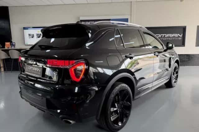 Lynk & Co 01 (2022) thumbnail 3