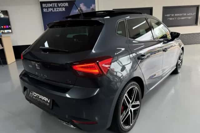 SEAT Ibiza (2020) thumbnail 3