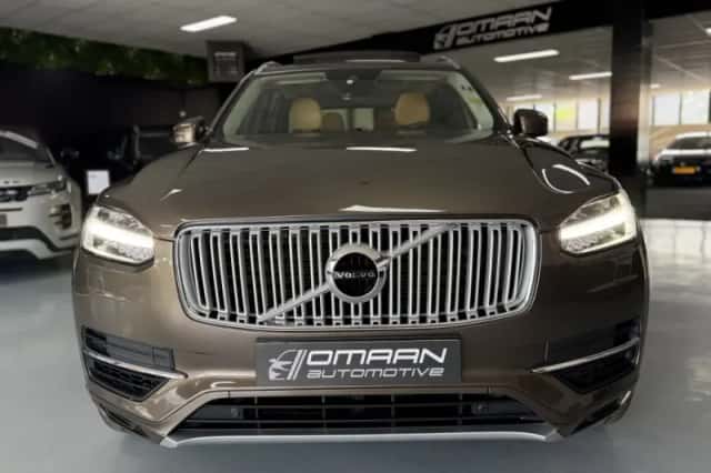 Volvo XC90 (2015) thumbnail 4