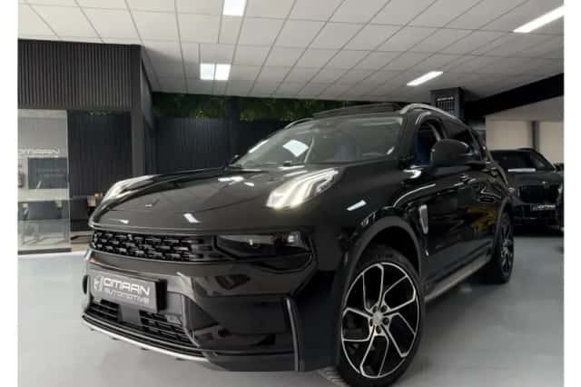 Lynk & Co 01 (2022) thumbnail 1