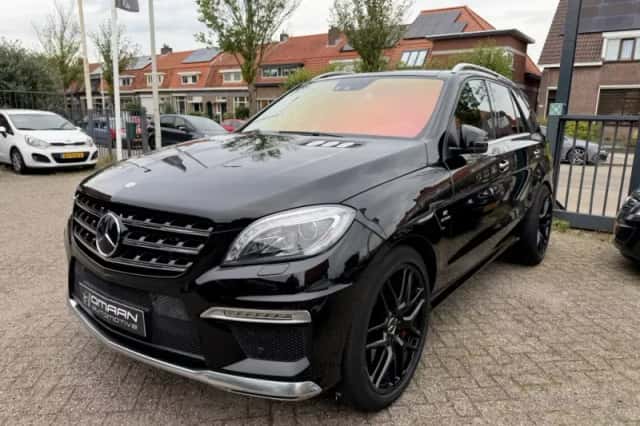 Mercedes-Benz M-Klasse (2012) thumbnail 3