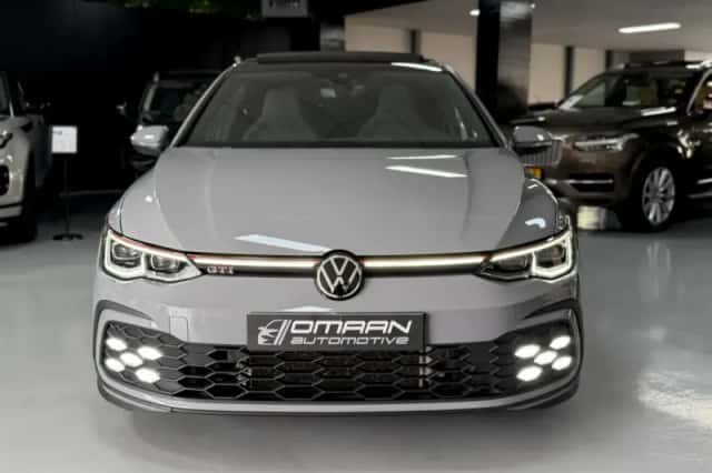 Volkswagen Golf (2022) thumbnail 4