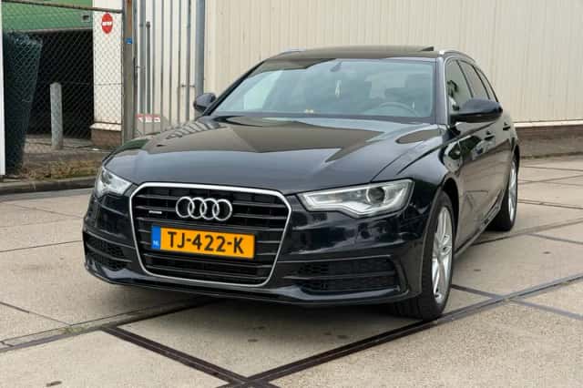 Audi A6 (2012) thumbnail 3