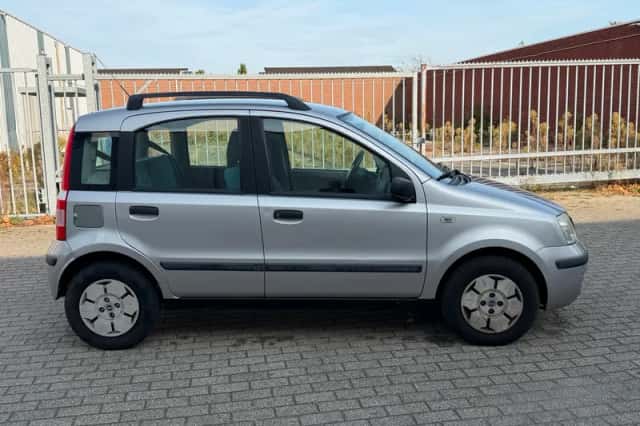 Fiat Panda (2004) thumbnail 4