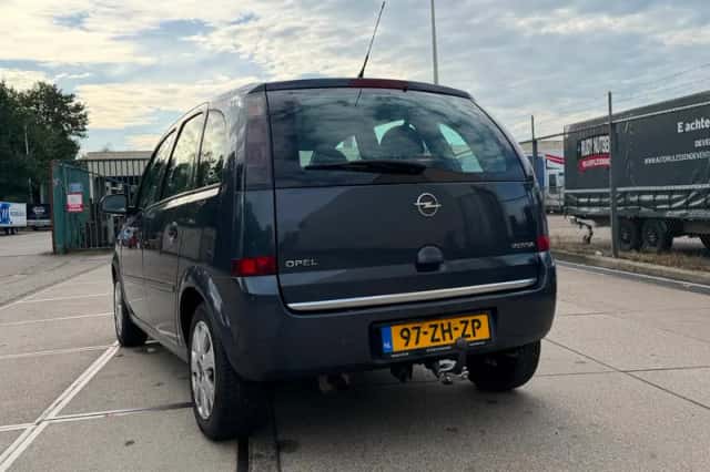 Opel Meriva (2008) thumbnail 6