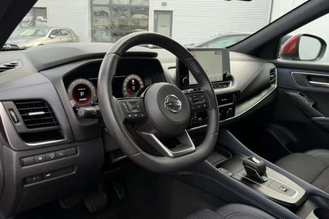 Nissan Qashqai (2022) thumbnail 4