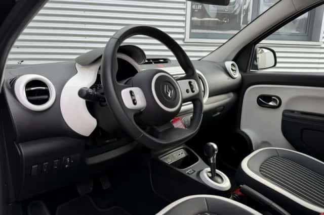 Renault Twingo (2023) thumbnail 4