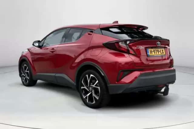 Toyota C-HR (2020) thumbnail 3