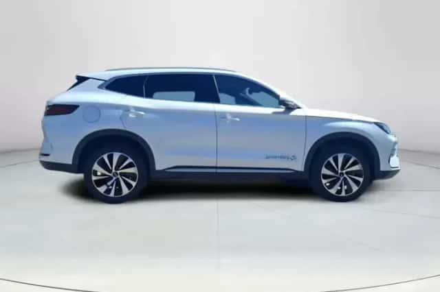 BYD Seal U (2026) thumbnail 6