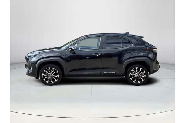 Toyota Yaris Cross (2022) thumbnail 2