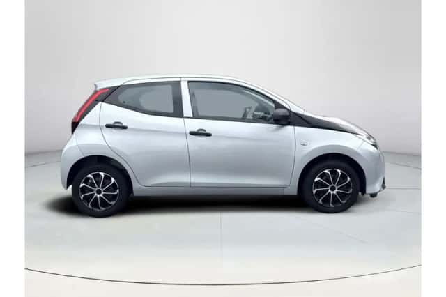 Toyota Aygo (2021) thumbnail 6