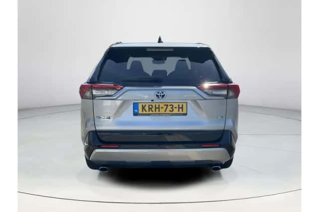 Toyota RAV4 (2023) thumbnail 4