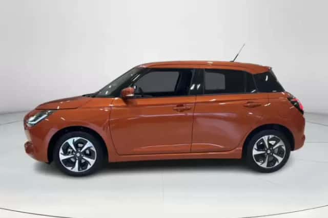 Suzuki Swift (2026) thumbnail 2