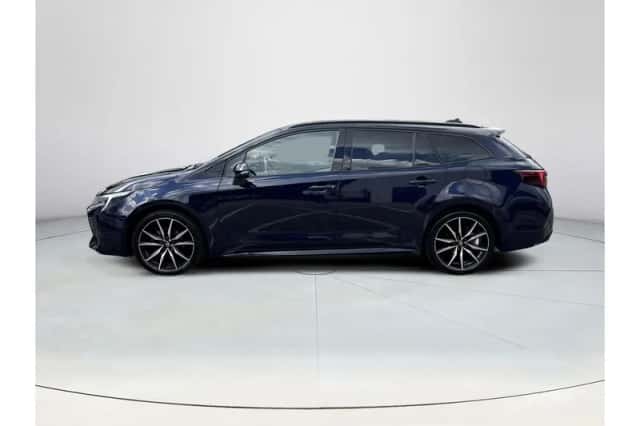 Toyota Corolla (2023) thumbnail 2