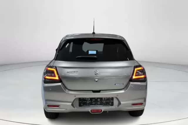 Suzuki Swift (2026) thumbnail 4