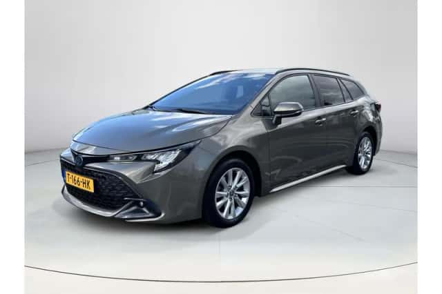 Toyota Corolla (2023) thumbnail 1