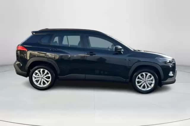 Toyota Corolla Cross (2026) thumbnail 4
