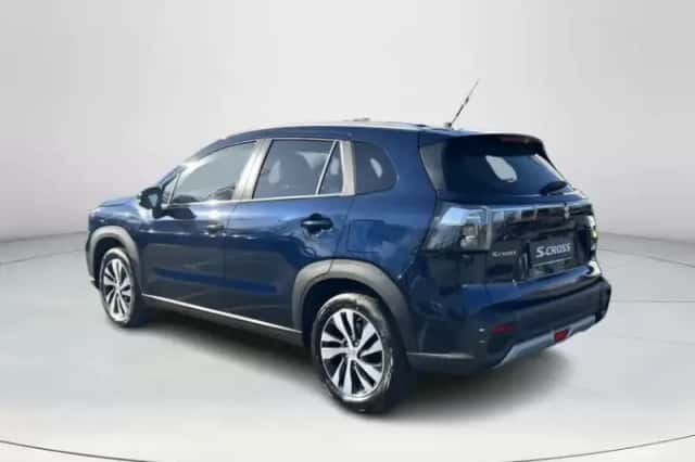 Suzuki S-Cross (2026) thumbnail 3