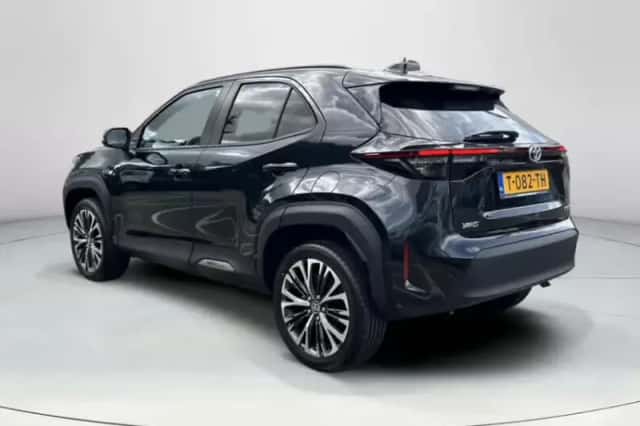 Toyota Yaris Cross (2023) thumbnail 3