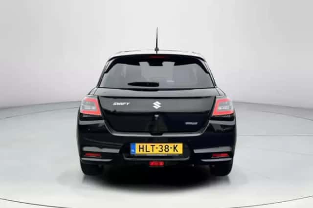 Suzuki Swift (2025) thumbnail 4