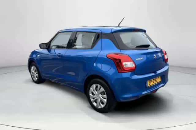 Suzuki Swift (2019) thumbnail 3