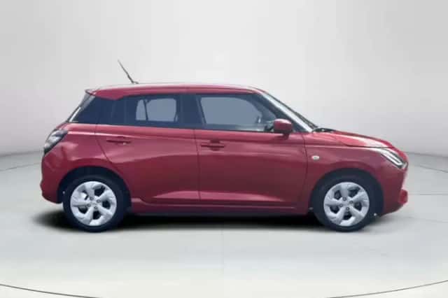 Suzuki Swift (2025) thumbnail 6