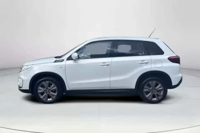 Suzuki Vitara (2020) thumbnail 2