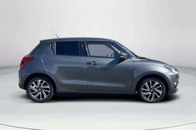 Suzuki Swift (2022) thumbnail 6
