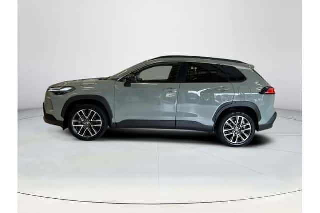 Toyota Corolla Cross (2025) thumbnail 2