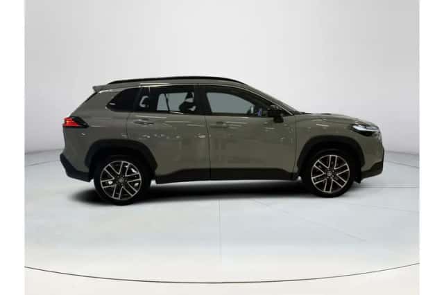 Toyota Corolla Cross (2025) thumbnail 6